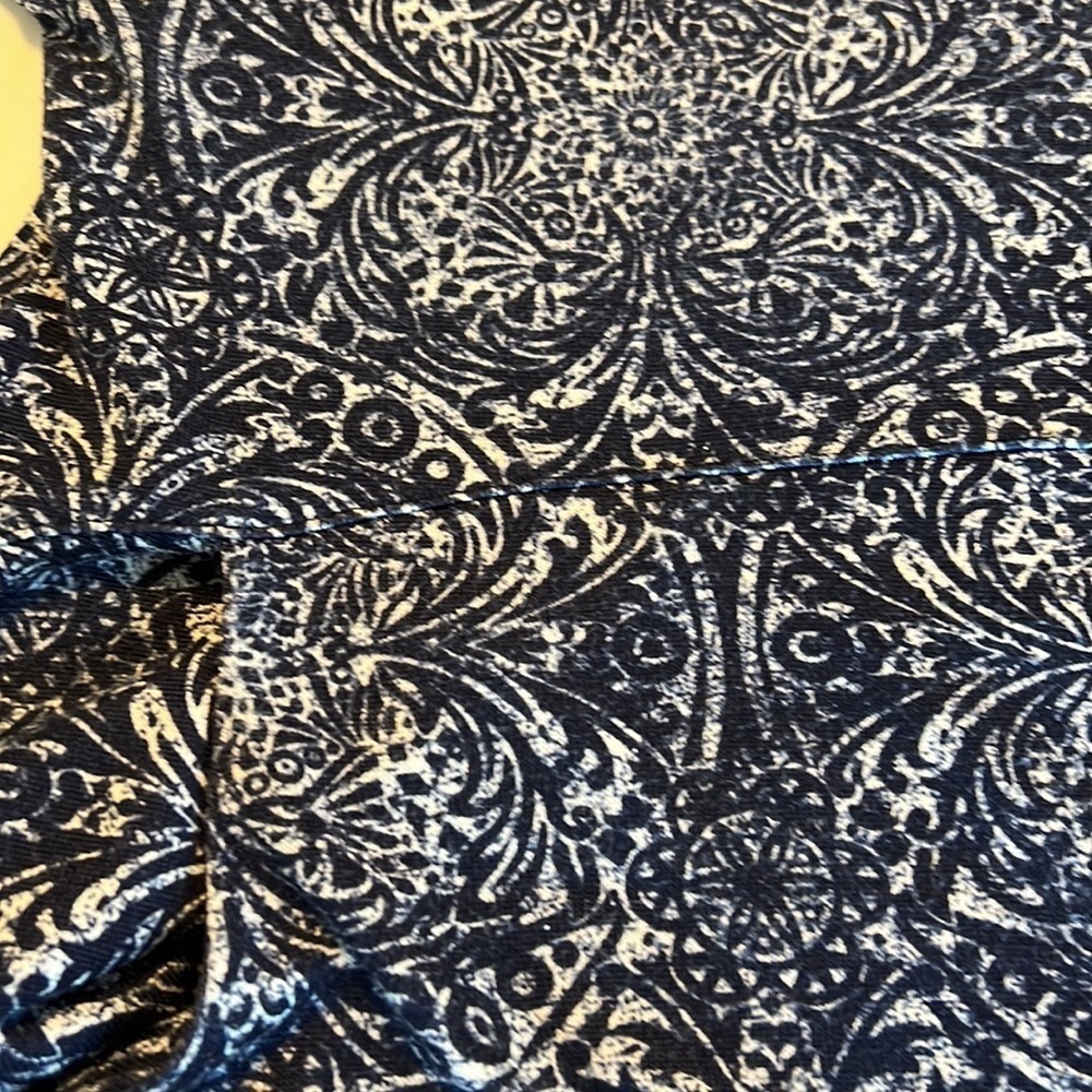 CHICOS DRESS SZ 1, SOFT FABRIC SIDE POCKETS HI LO HEM NAVY WHITE LAGENLOOK BOHO - Picture 8 of 8